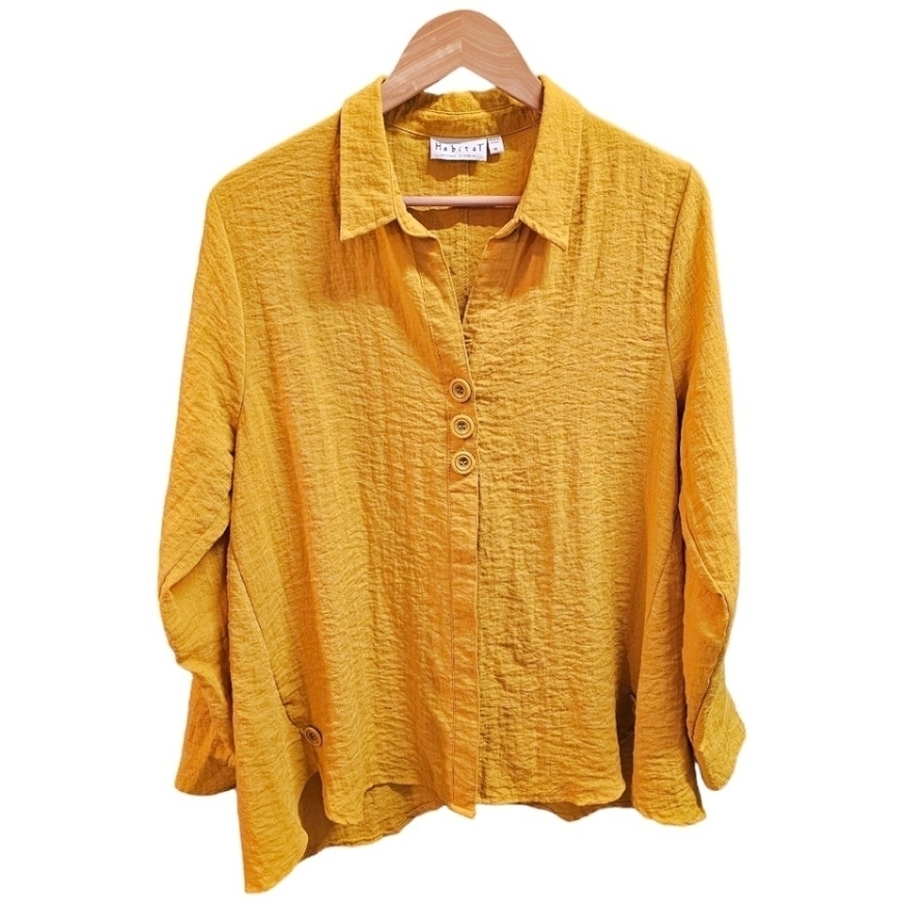 Habitat Clothes To Live In Gold Tone Rayon Blend Button Up Shirt Medium Relaxed